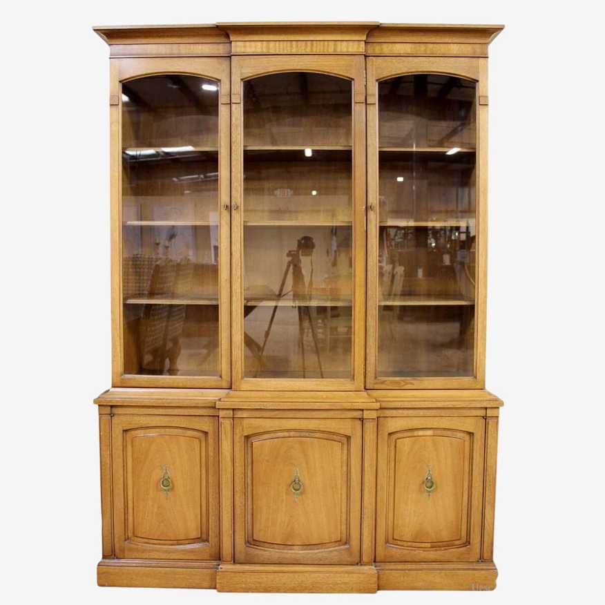 Drexel Vintage China Cabinet - image 0