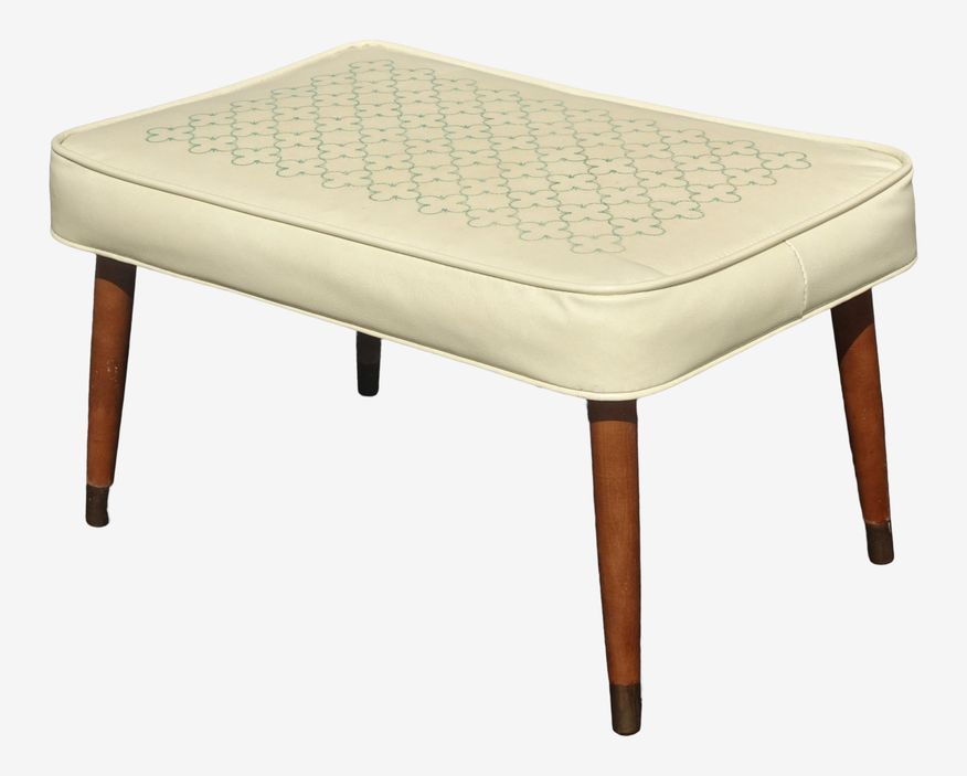 Vintage Mid Century Modern Off White Stool with Peg Legs & Four Leaf Clover Design - image 0