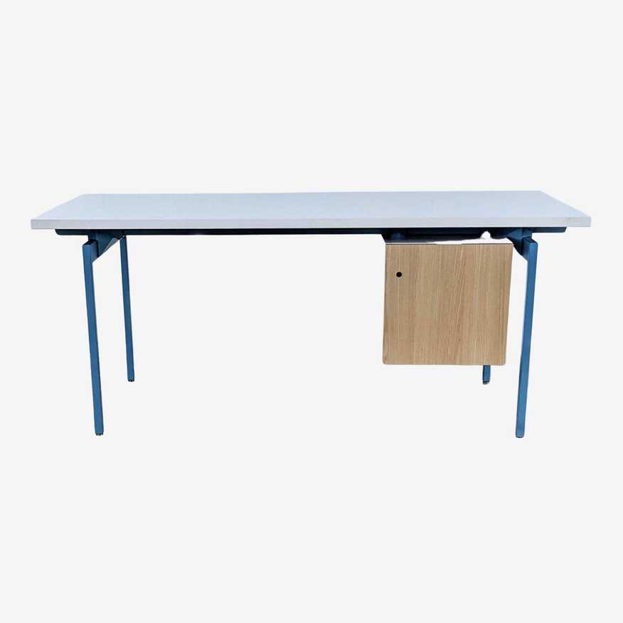 Knoll Antenna Desk With File - image 0