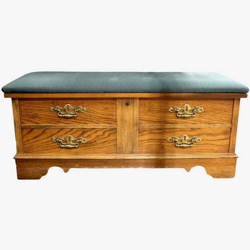 Lane Oak Cedar Lined Chest w/Green Cushioned Top - image 0
