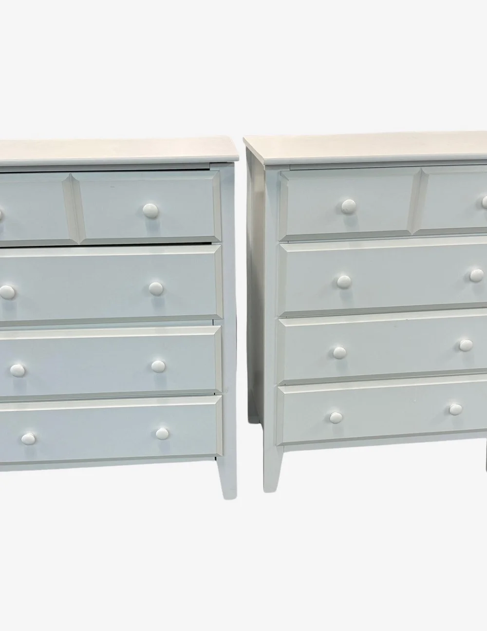 Pair of Sauder White Shaker Style Dressers EK221-189+ - image 0
