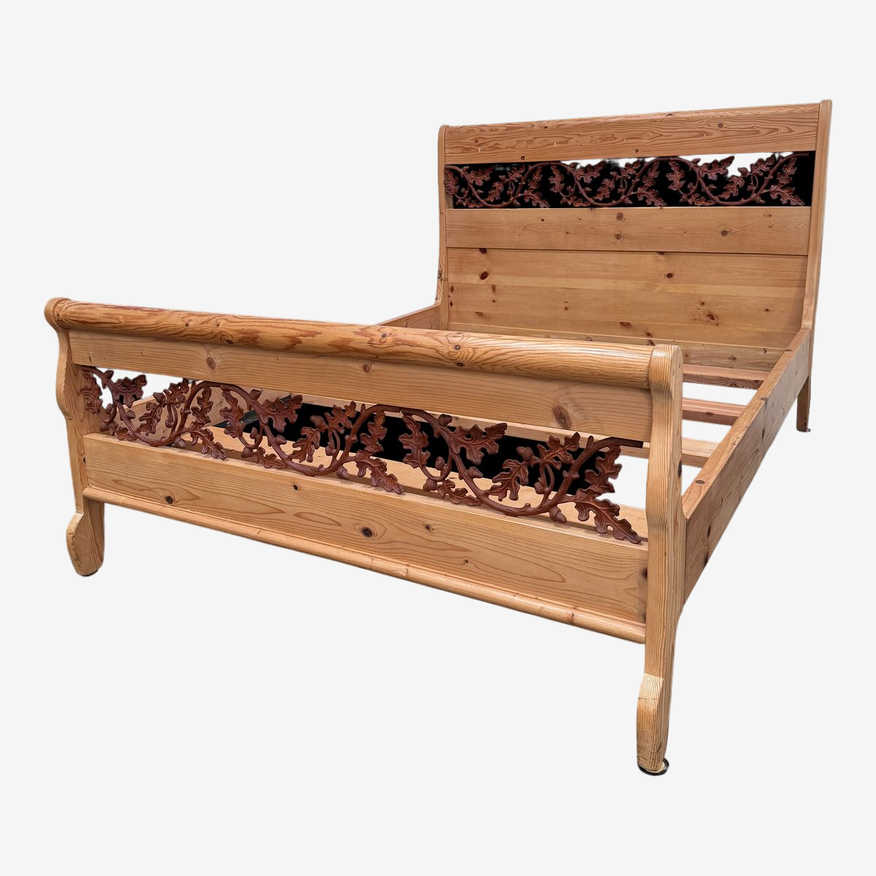 Queen Size Knotty Pine + Maple Leaf Metal Bed Frame. - image 0