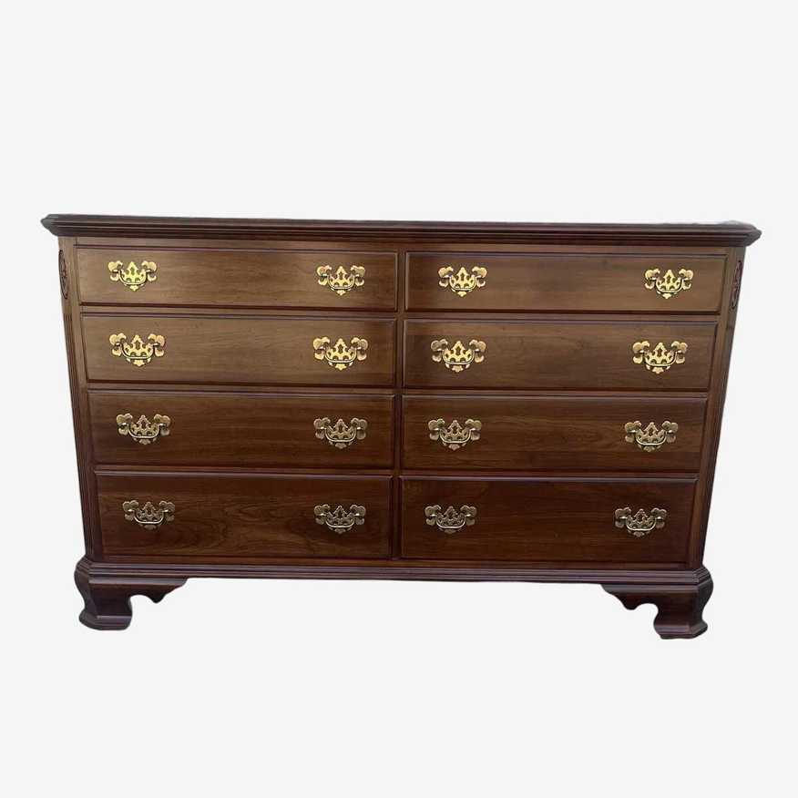 Ethan Allen Georgian Court Dresser - image 0