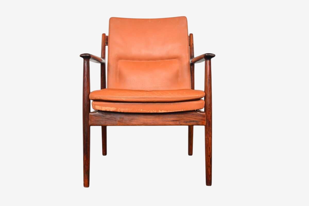 Model 431 armchair in rosewood by arne vodder | Kashew