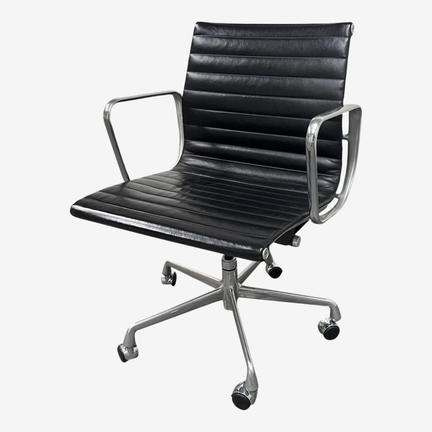 Herman Miller Eames Office Management Chair - image 0