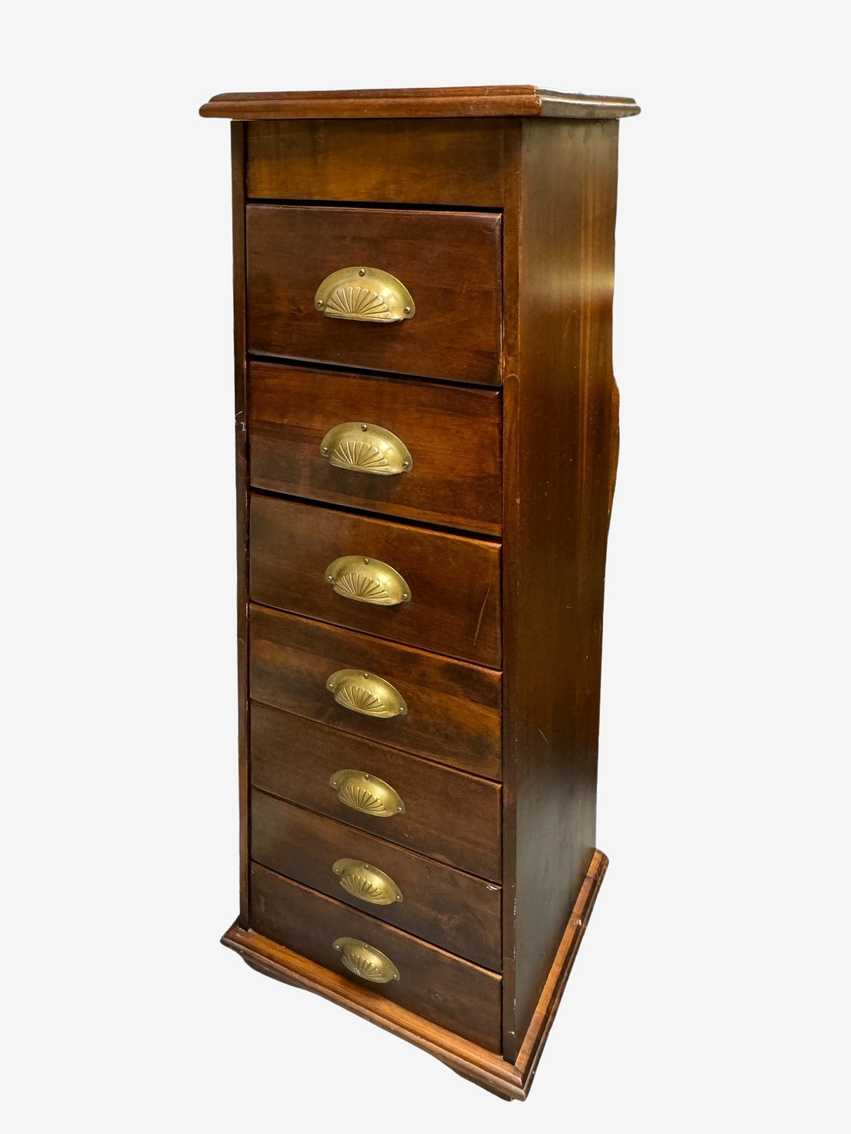 Pyramid Wood Lingerie Dresser EK221-118 - image 0