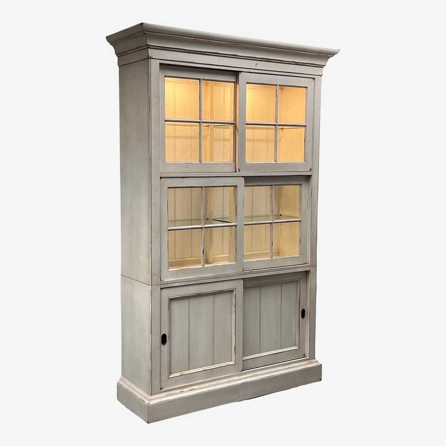 Ethan Allen New Country Webber Two Piece Dining Room Hutch - image 0