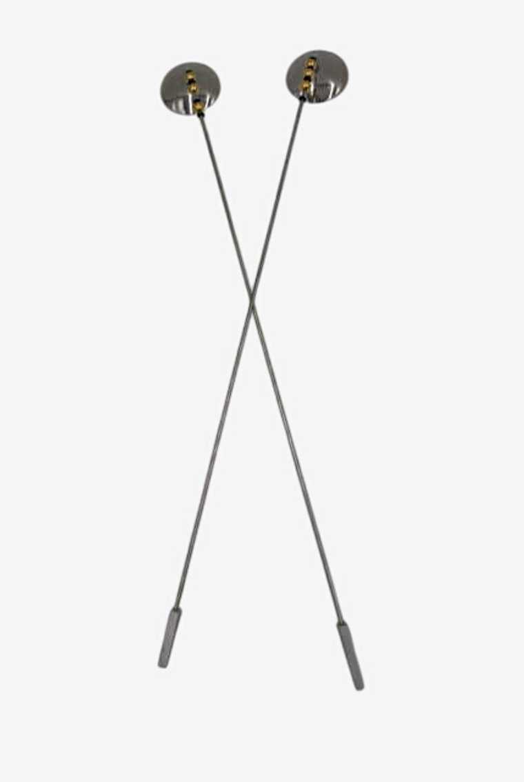 Set of 2 Metal Wall Arrows - image 0