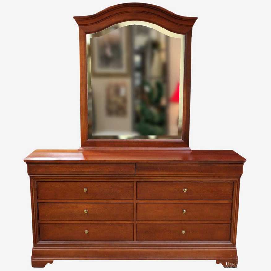 Thomasville Cherry Dresser w/Mirror - image 0