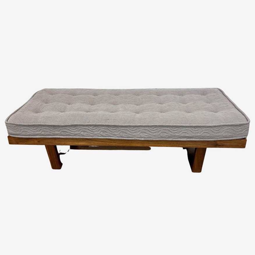 Custom Day Bed - image 0