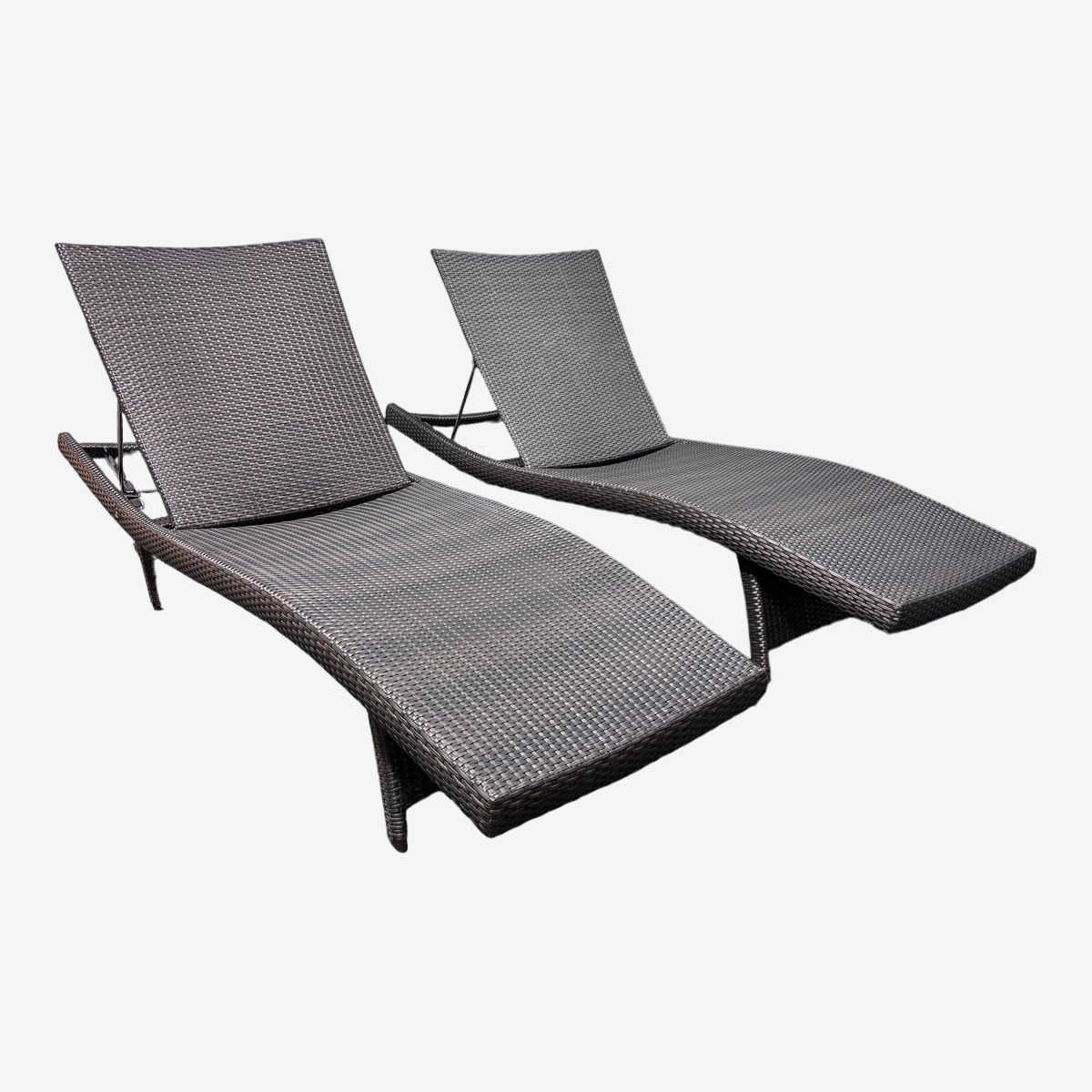 Frontgate Balencia Woven Lounge Chairs a Pair Kashew