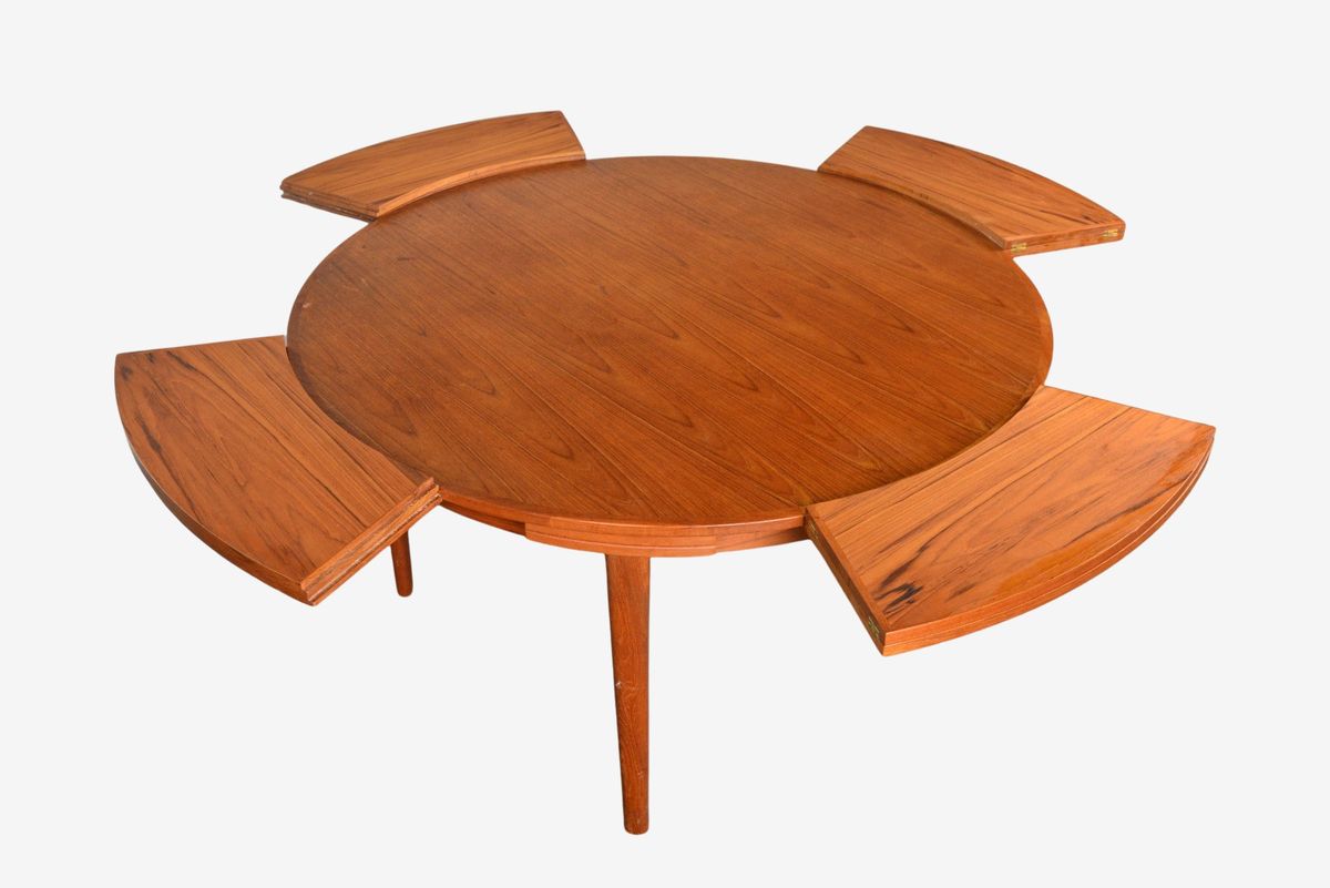 Dyrlund Lotus 