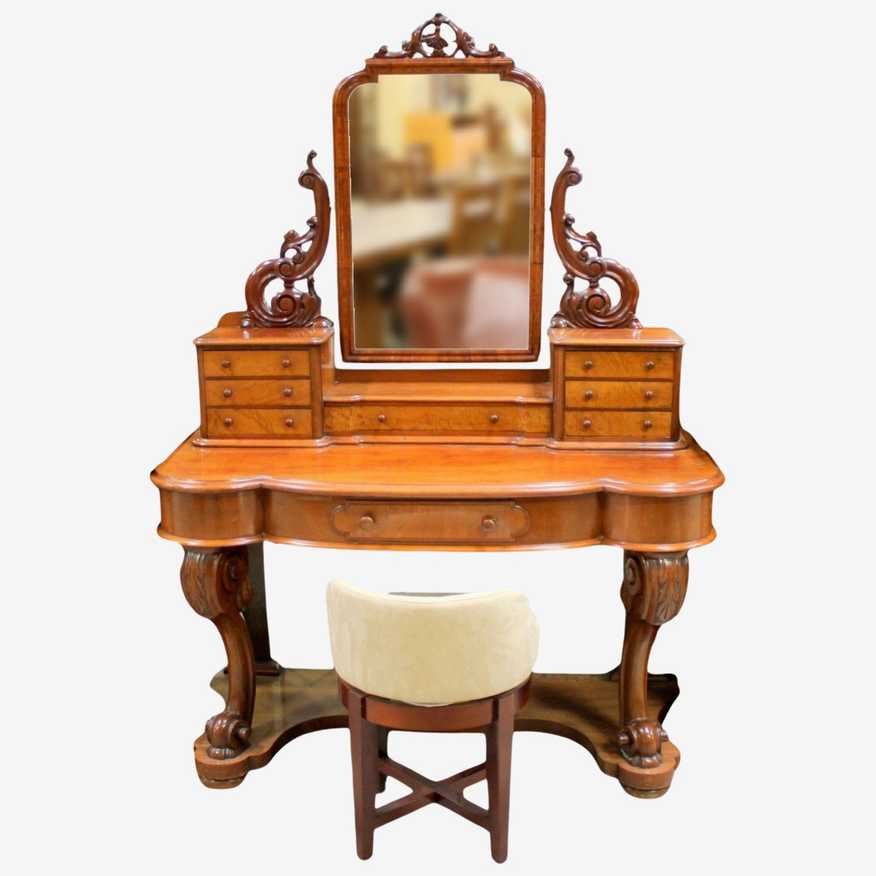 Vanity w/Stool - image 0