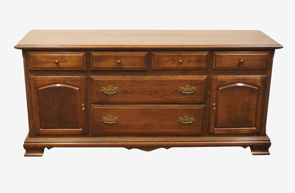 ETHAN ALLEN Classic Manor Solid Maple 72" Triple Door Dresser 15-5213 | Ethan Allen - $812 | Kashew | Kashew ETHAN ALLEN Classic Manor Solid Maple 72" Triple Door Dresser 15-5213 | Ethan Allen - $812 | Kashew | Kashew
