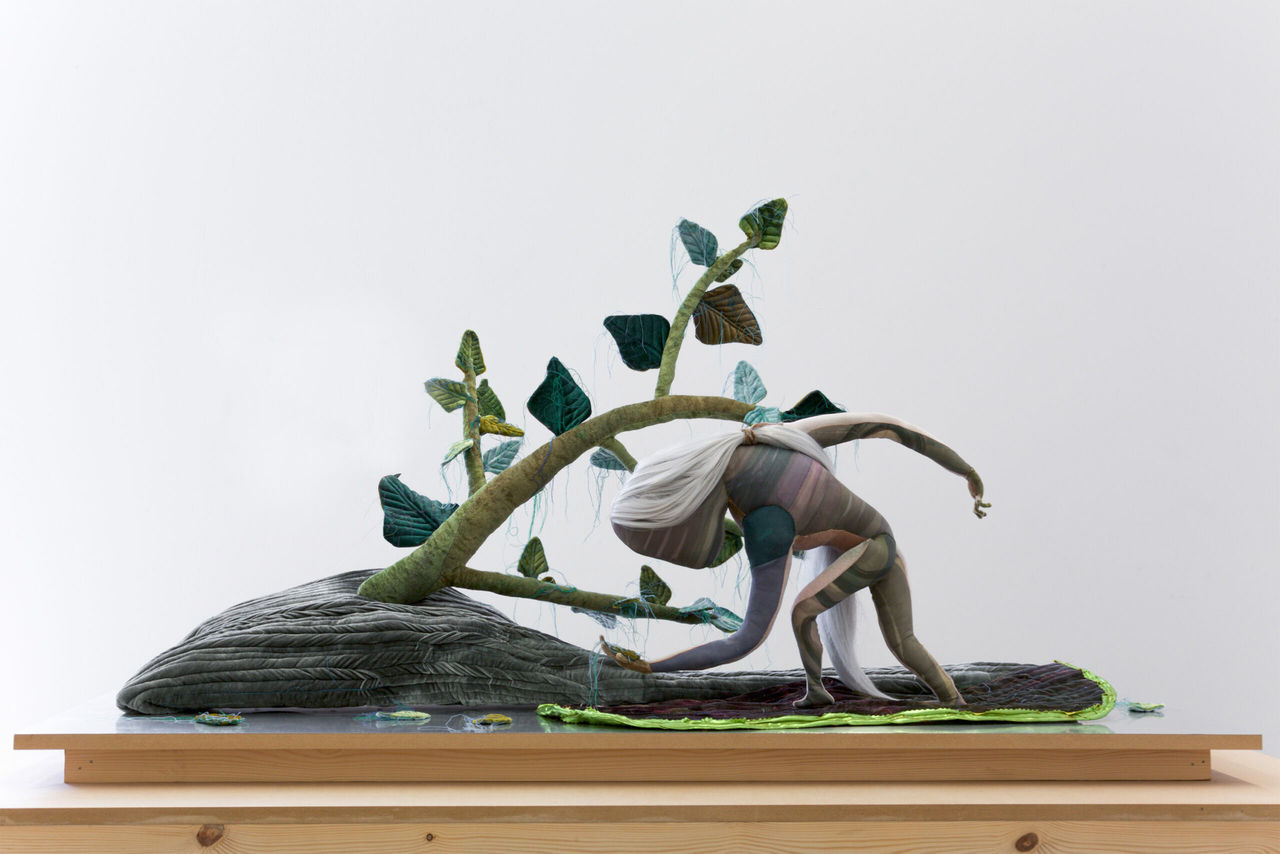 Emma Talbot. 2021. Mirrored Landscape, Ghost Calls, Dundee Contemporary Arts, 2020. Foto: Ruth Clark