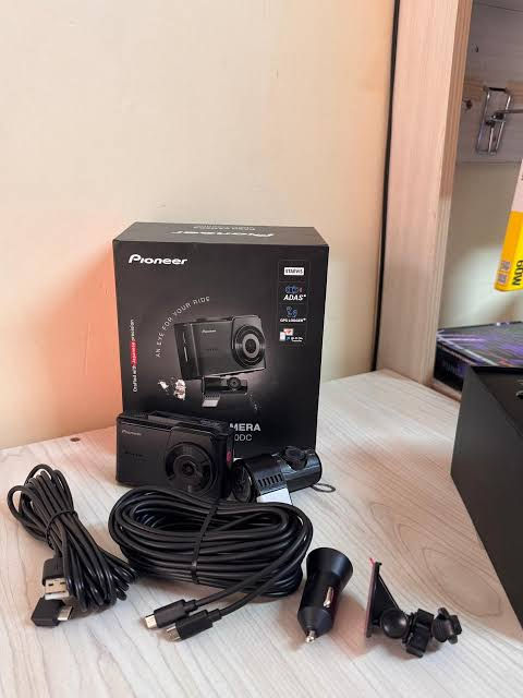 PIONEER VREC-Z520DC product image
