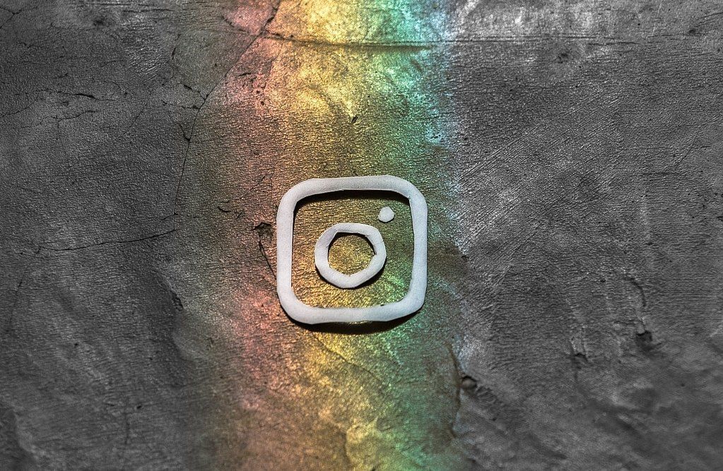 Instagram Logo art
Photo by lalo Hernandez on Unsplash
