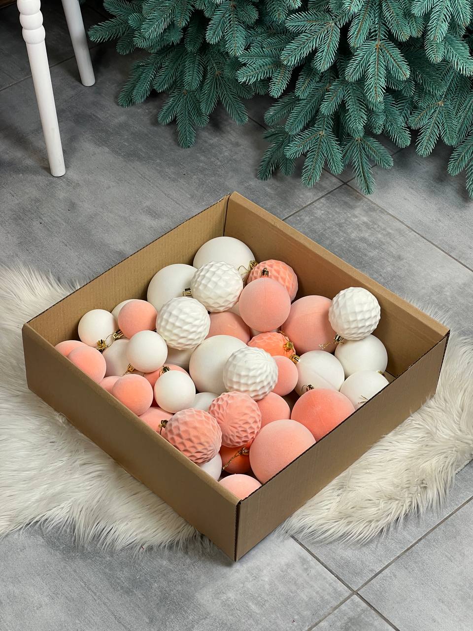 Персикові оксамитові кулі (40 шт.)