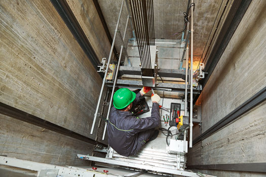 Job management for elevator services Job management for elevator services