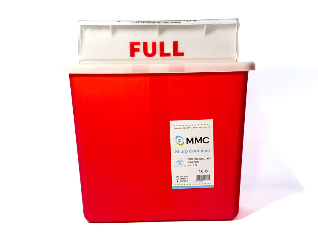 Sharp Container (RED) - 4.6L - Wall mounted