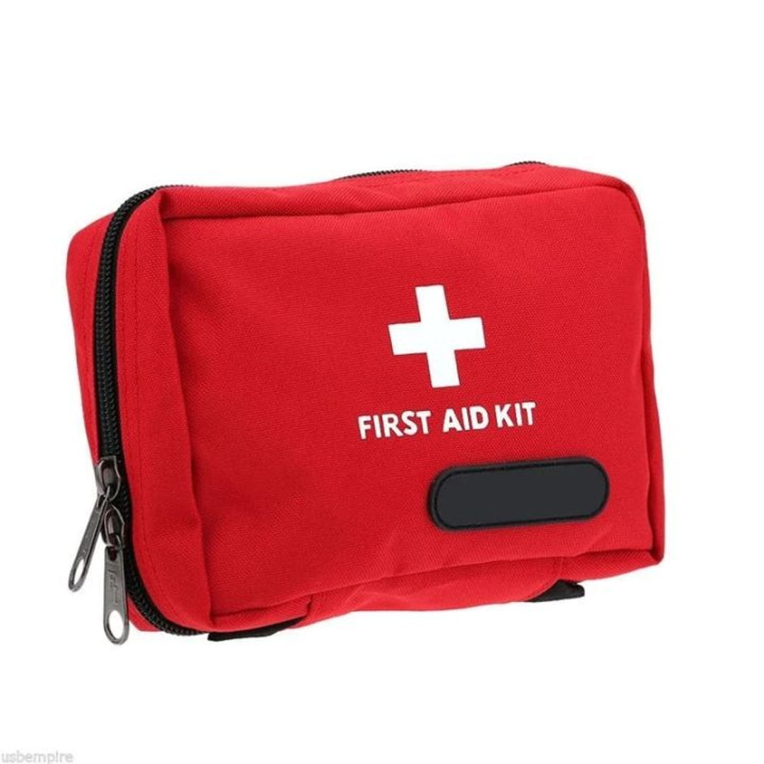 First Aid Kit with Contents / Pouch