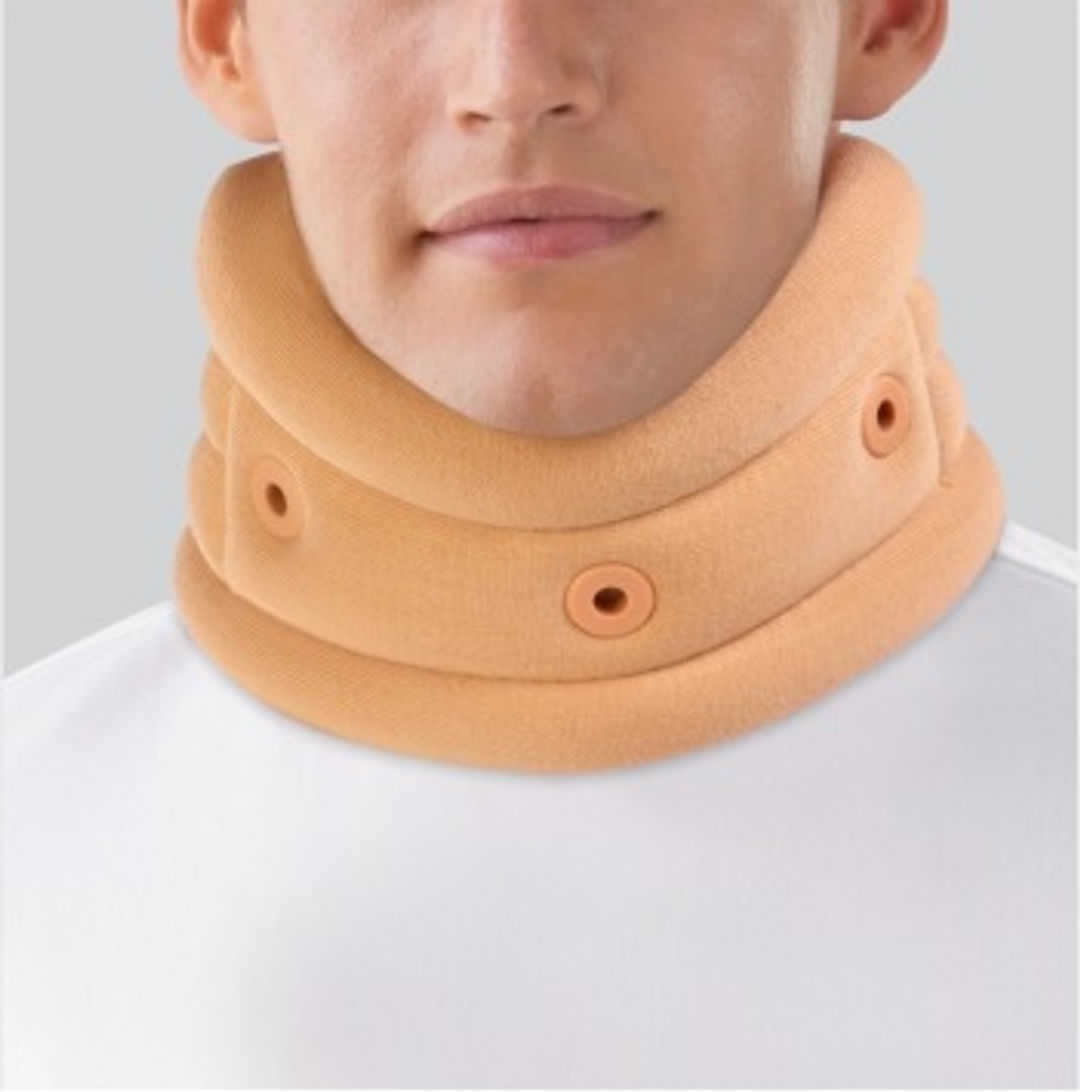 Dyna Soft Cervical Collar - Large