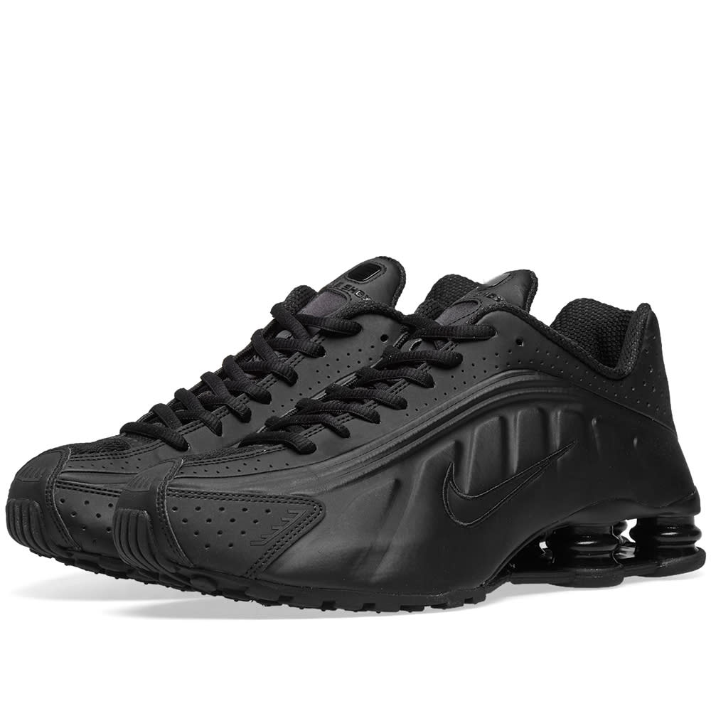 triple black shox