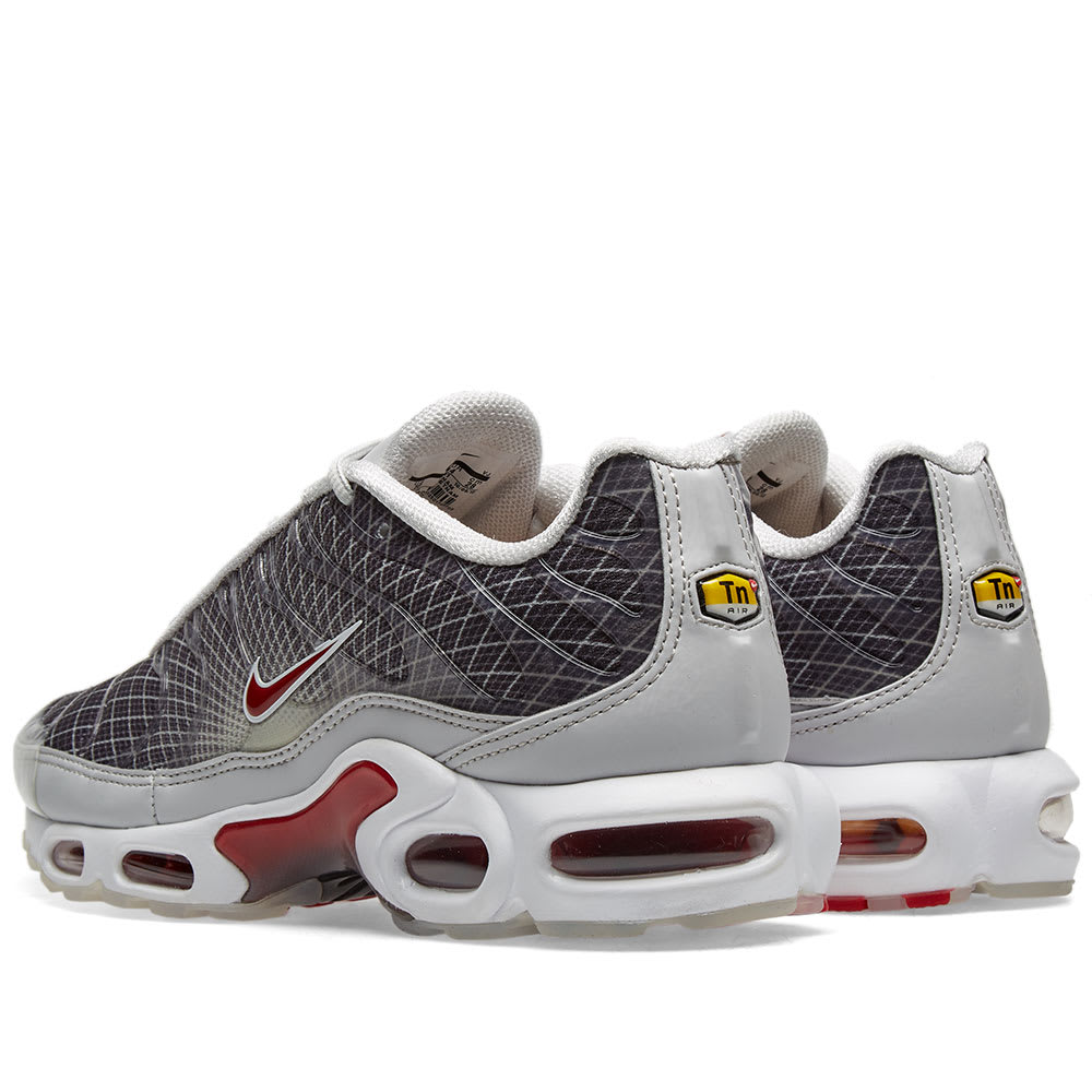 air max plus grey red