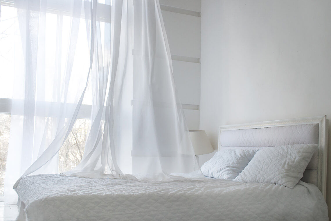 Bleach a curtain lace