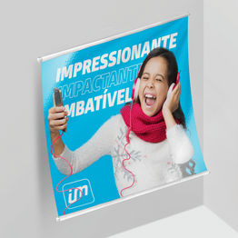 Banner em Lona Brilho Frontlight