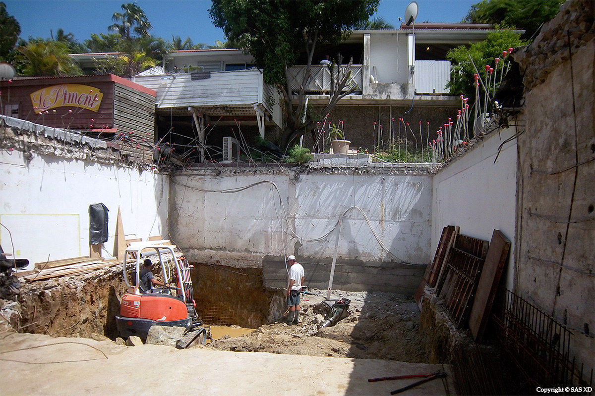 Construction site of Boutique Kiwi during renovation by Bureau Xavier David.