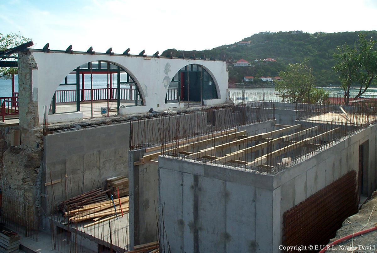 Construction site of Hôtel Eden Rock during renovation by Bureau Xavier David.