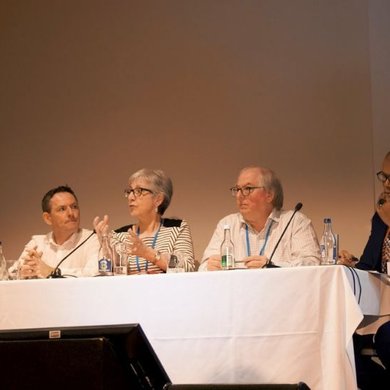 e5c3dd568b1f9a494c94e937ddaa1bb9