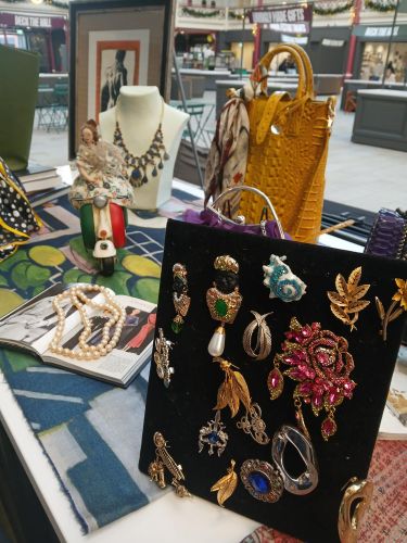 Image for link to Eredità & aDesso