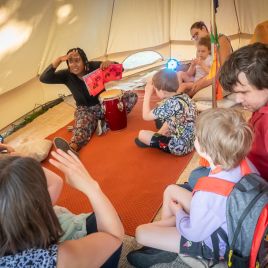 Interactive family storytelling workshop