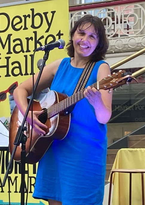 Live music with Anna Whales