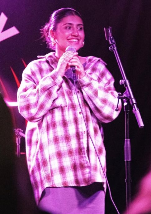 Live music with Shali Parmar