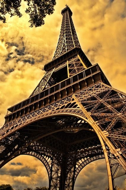 A Night in Paris