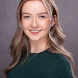 Live Music with Ellie Antonia