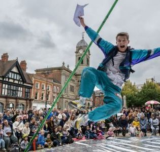 Derby Festé comes back with a bang!