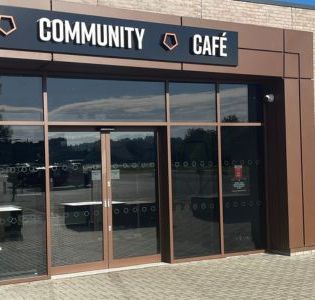 Derby Racecourse reading hub proves a hit