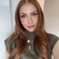 Live Music with Chloe Cromarty