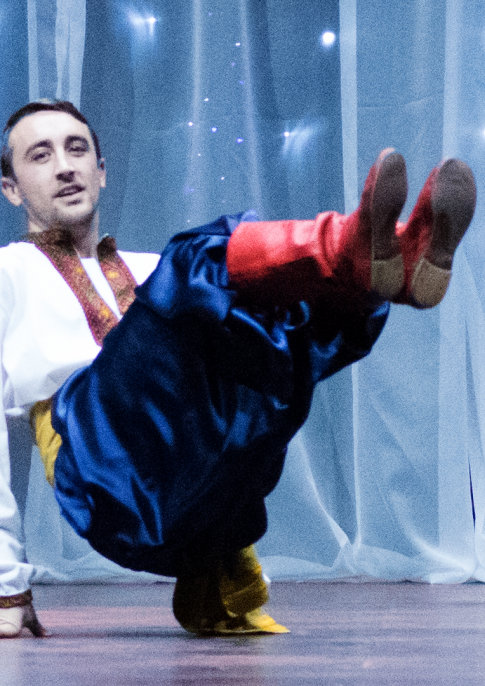 Ukrainian Community’s Hoverla Dance Ensemble (Normanton Library Celebration Week)