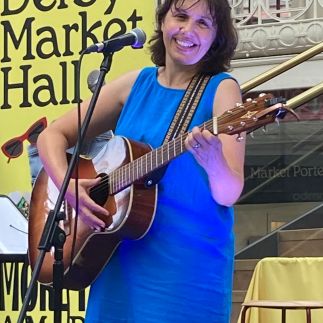 Live music with Anna Whales