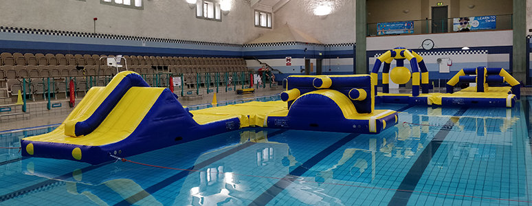 Atlantis Splash Run inflatable course