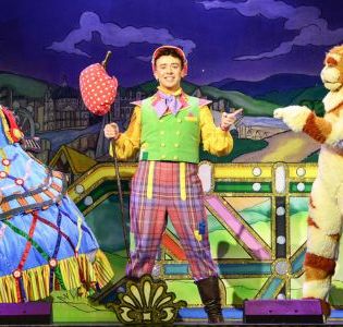 Derby's Dick Whittington nominated for two national Pantomime Awards