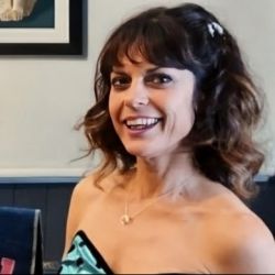 Live violin music with Carrie Louise