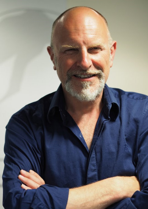 Simon Evans - In The Money