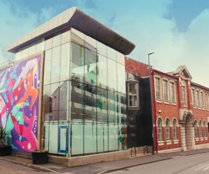 Image for link to Sales and Information Centre opening times