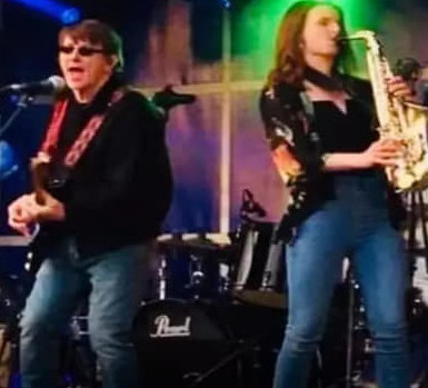 Live music with Russ Maw and Gemma Williams